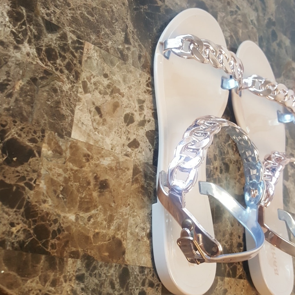 Sandals - Picture 4 of 4